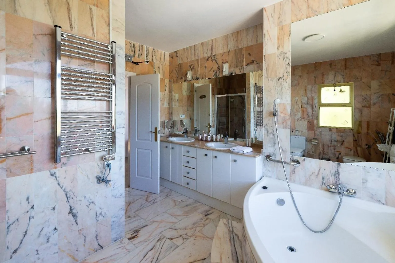 Vila Vivi Homes - Casa Bella Mijas