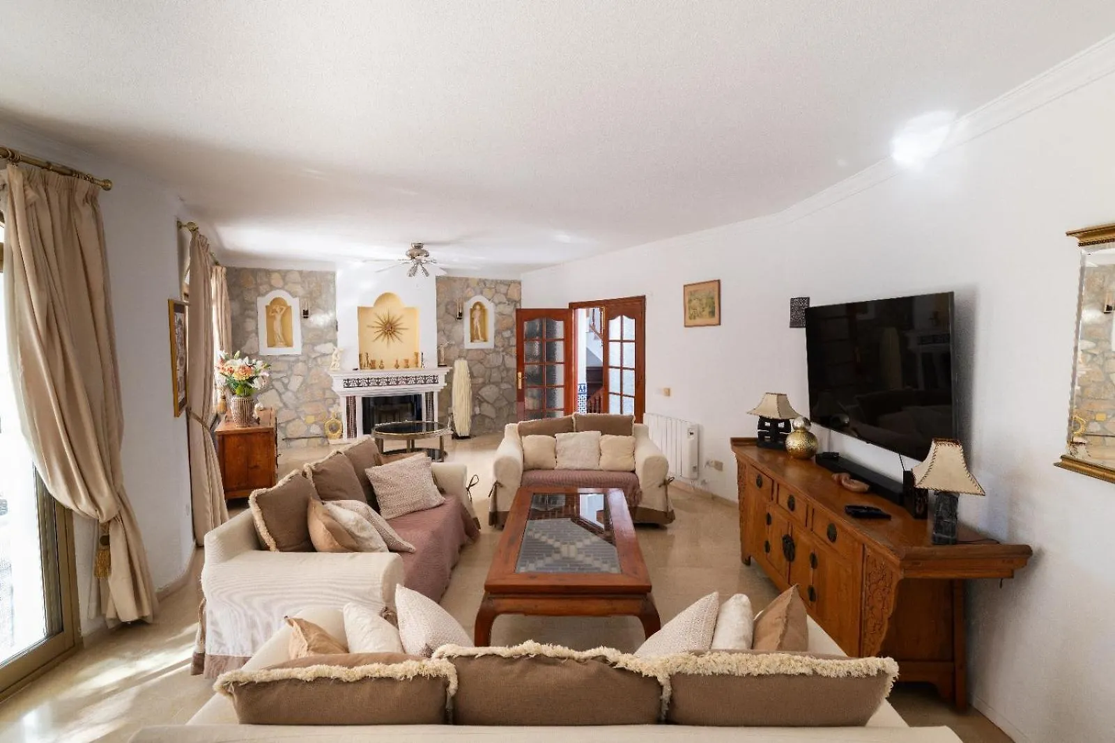 Vila Vivi Homes - Casa Bella Mijas